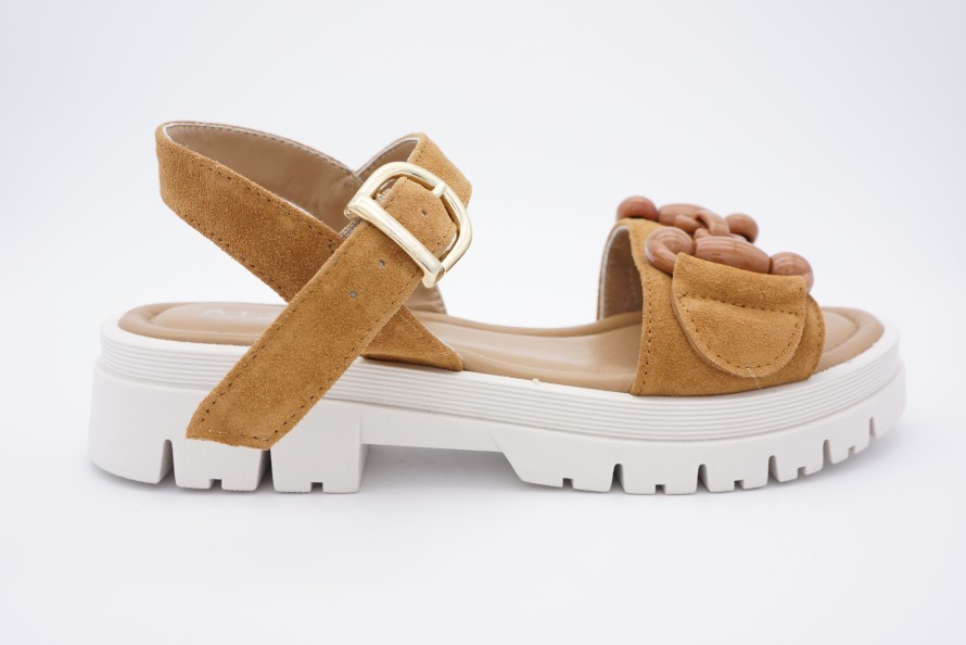 Sandals Shoe Spice Boutique | Ateliers