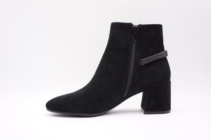 Boots Shoe Spice Boutique | Vaneli Black